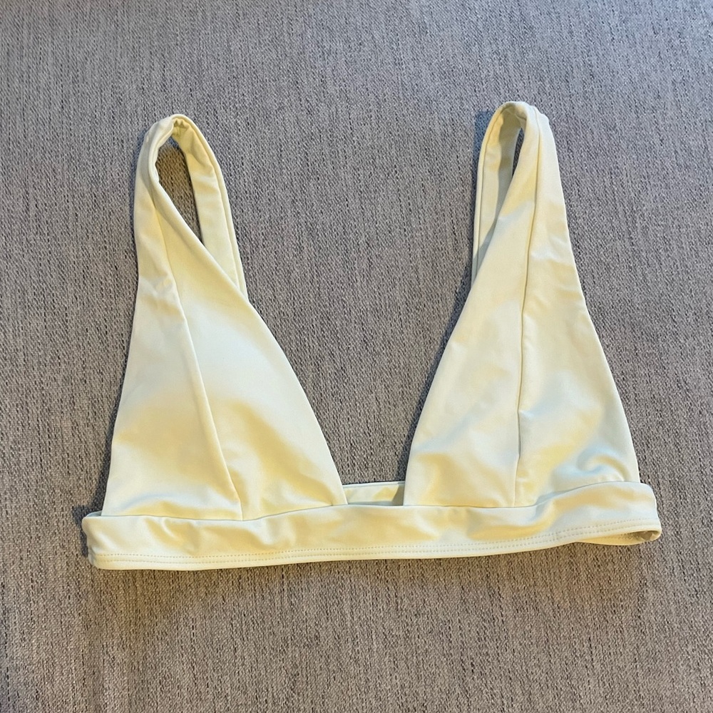 Deep V bikini top